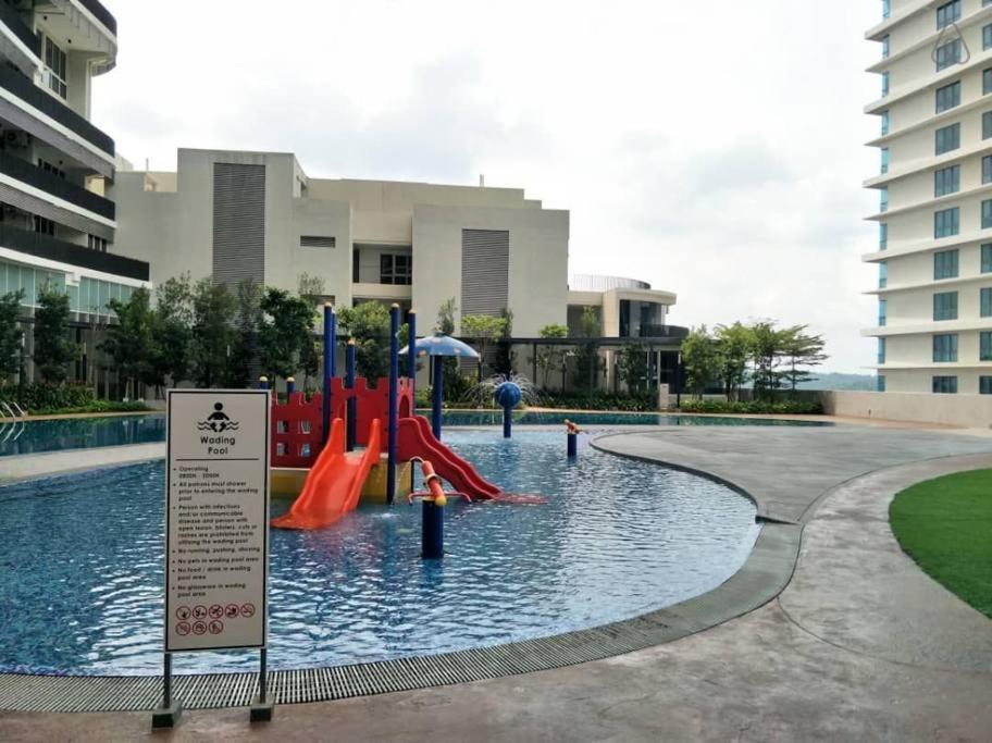 Cozy, High-Floor 2Br Apt Near Legoland Διαμέρισμα Nusajaya  Εξωτερικό φωτογραφία